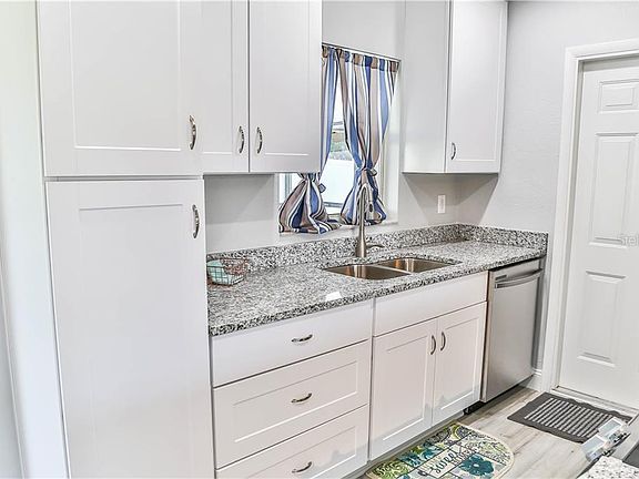 2nd image of 13532 Banner Rd