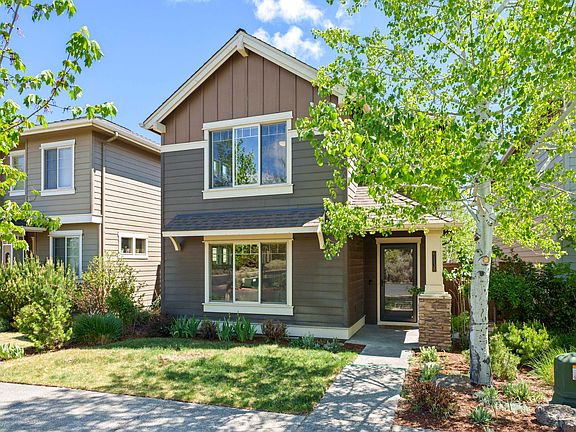 2nd image of 61138 SE Sydney Harbor Dr