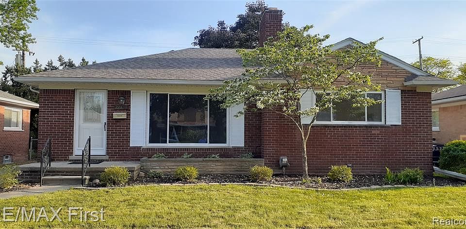 1st image of 22456 Red Maple Ln
