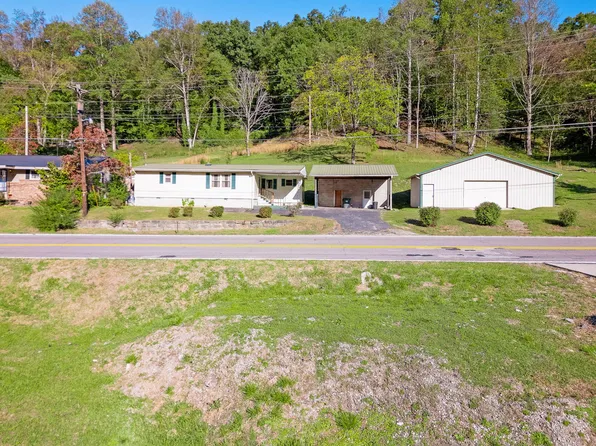 1241 Ky State Rte #1428, Hagerhill, KY 41222