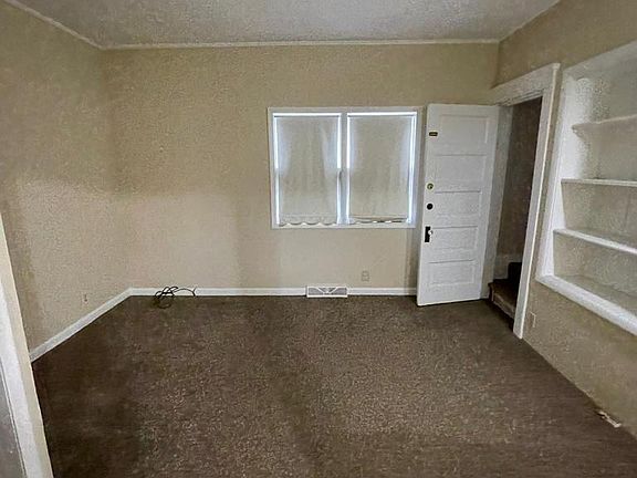 5th image of 428 W 2nd Ave APT 3