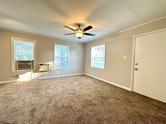 5th image of 127 Allison Dr