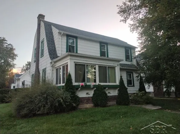 1614 6th St, Bay City, MI 48708