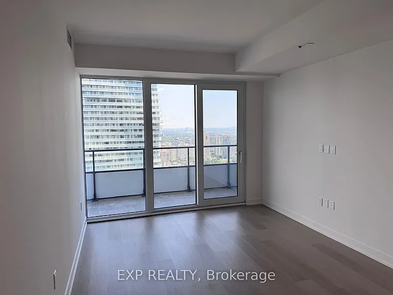 448 Burnhamthorpe Rd W #4407 — Photo 4