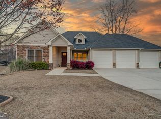 188 Azalea Lakes Ct, Dallas, GA 30157