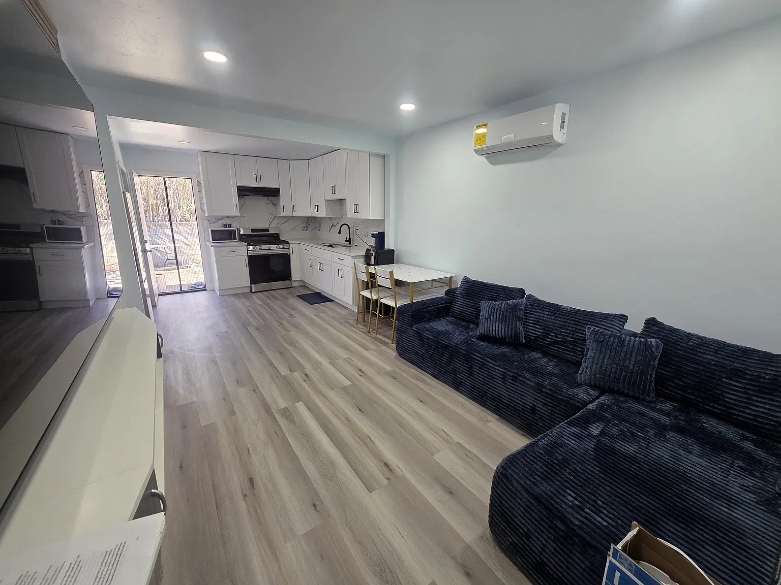 1 bed, $2,500 — Photo 2