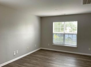 542 Woodchase Green Dr #7, Fuquay Varina, NC 27526