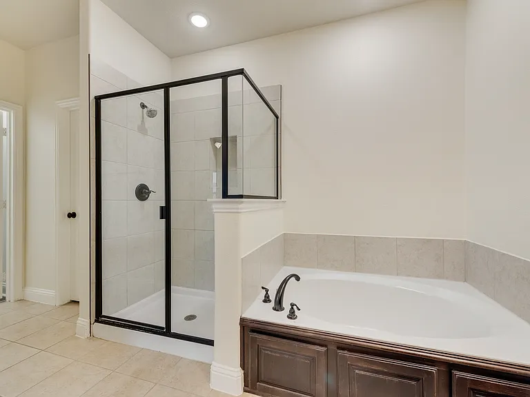 621 Dogwood Dr — Photo 13