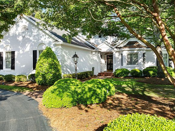 2nd image of 100 Fairway Drive