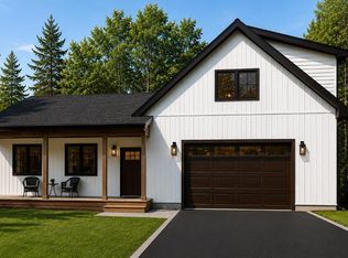 18 Wilson Dr, Chester, NS B0J1J0