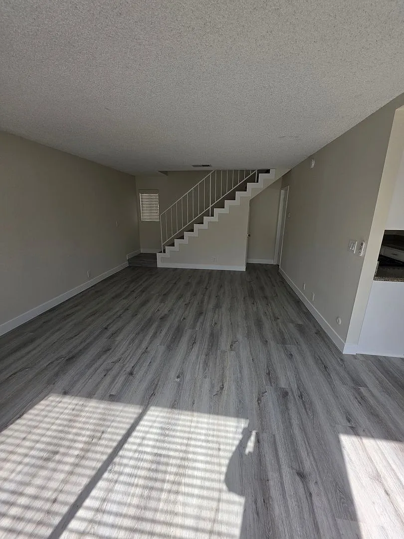 146th 1626 Apartments (DMM1086) — Photo 2