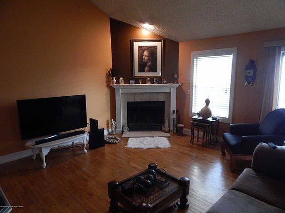 3rd image of 715 Waters Edge Dr #15F