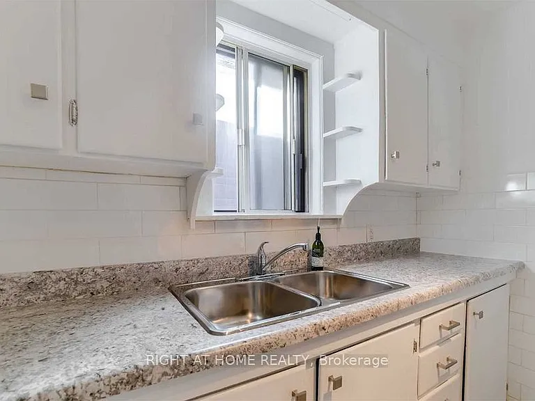 69 3rd St #3 — Photo 8