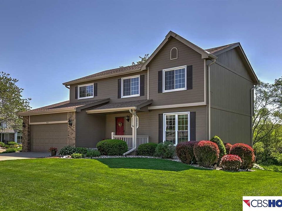 1st image of 4334 S 169th Cir