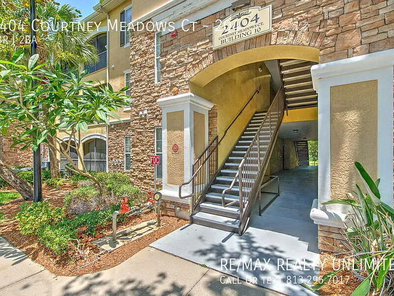 2404 Courtney Meadows Ct #204 — Photo 2