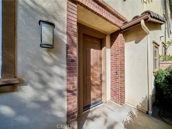 1324 N Macneil Dr, Azusa, CA 91702