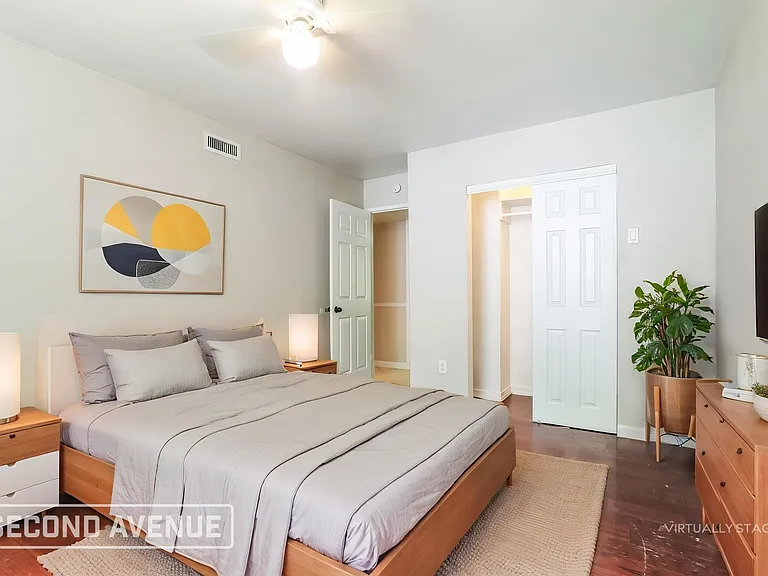 124 Cambridge Dr — Photo 9