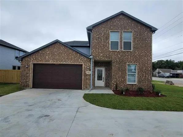 6051 25th St, Groves, TX 77619