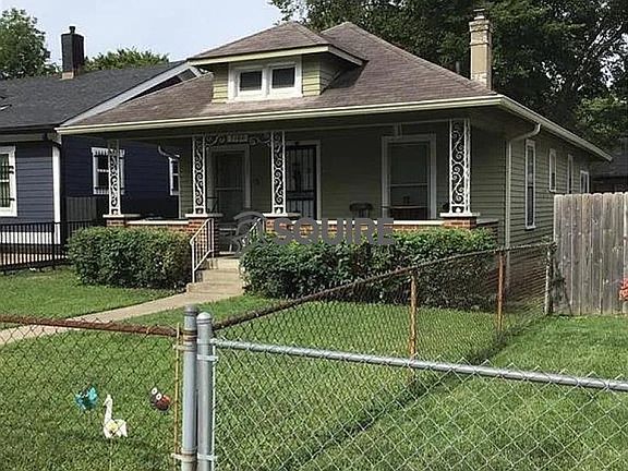 5th image of 3160 N Harding St