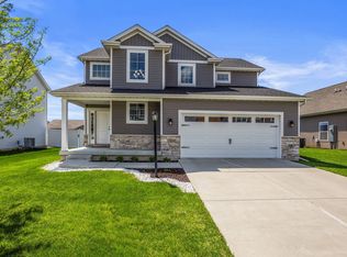 3911 Obsidian Dr, Champaign, IL 61822