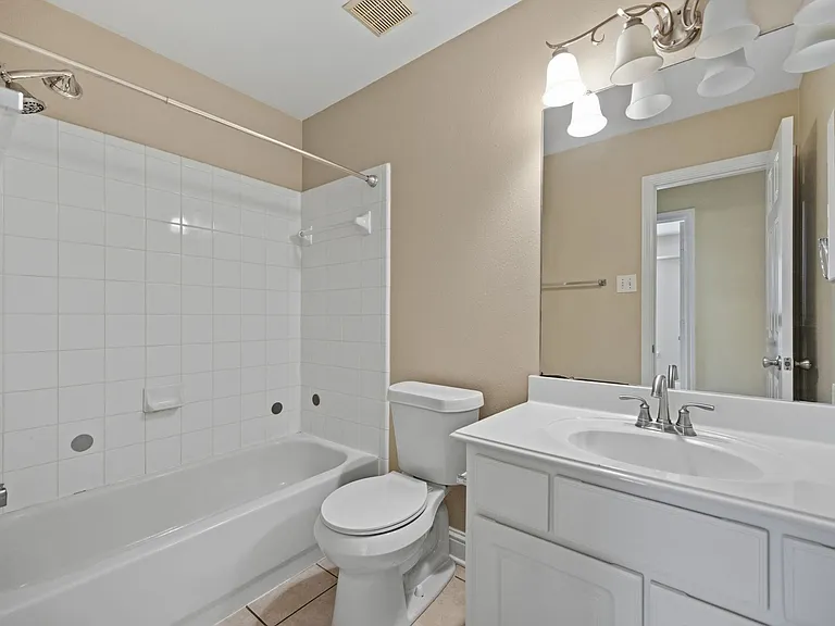 20319 Arbolada Green Ct — Photo 21