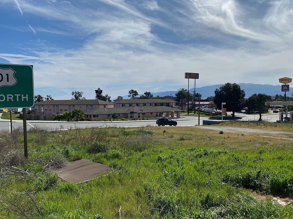 2nd image of 1200 De La Torre St