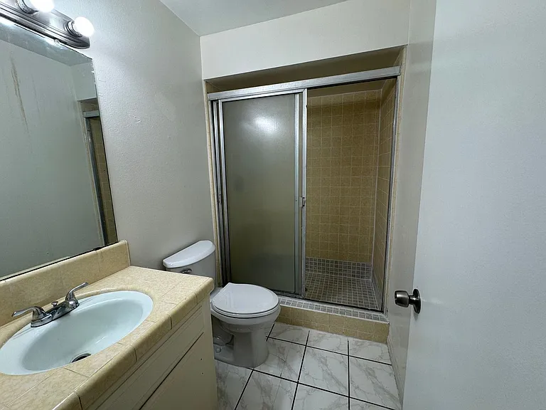 4400 Tierra Verde St. — Photo 15