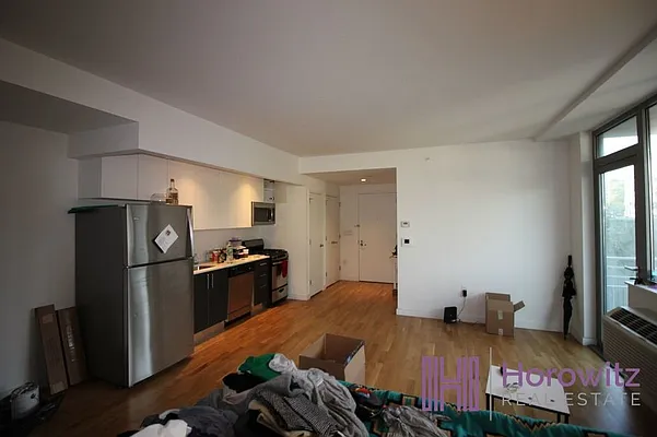 Rented by Horowitz Real Estate | media 10