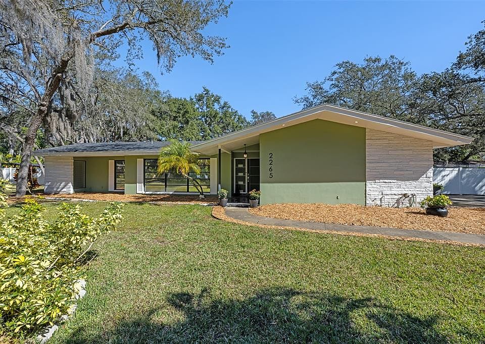 1st image of 2265 Belleair Rd