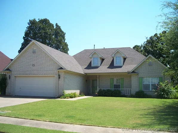 612 W 37th St, Sand Springs, OK 74063