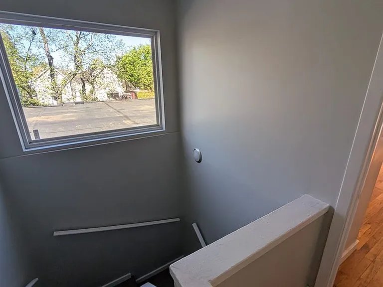 76 Sherman Ave — Photo 8