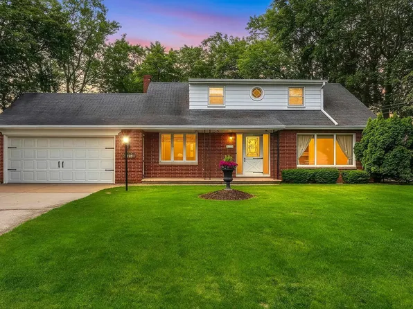 3024 Finger Rd, Green Bay, WI 54311