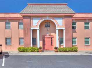 7011 Place De La Paix APT 2A, South Pasadena, FL 33707