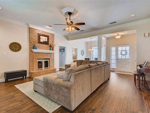 5th image of 7512 Peachtree Trl