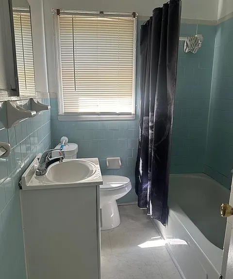 503 W Richland St — Photo 7