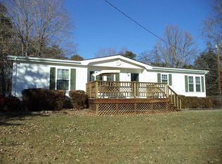 1565 Pineview Dr, Vinton, VA 24179