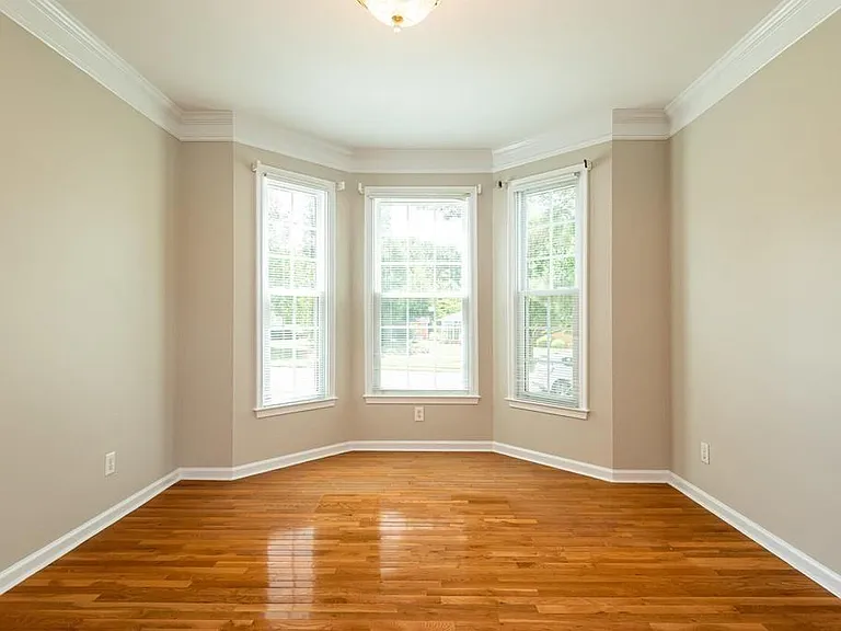 225 Heritage Lake Dr — Photo 20
