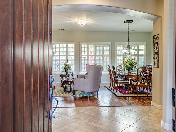 5th image of 3312 E Powell Pl
