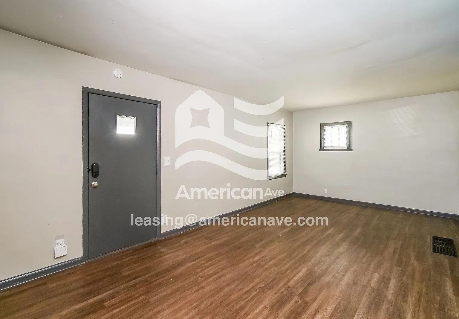 2 bed, 1.0 bath, 936 sqft, $1,147 — Photo 3