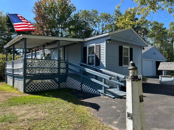 461 Lowell Town Road, Wiscasset, ME 04578