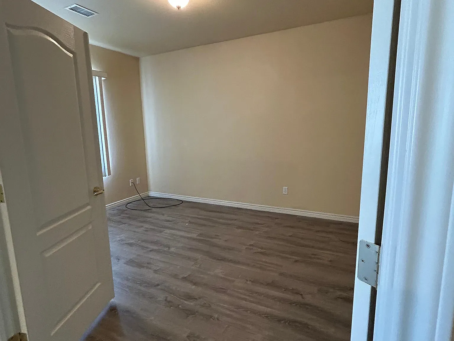 3 bed, 1486 sqft, $2,350 — Photo 4