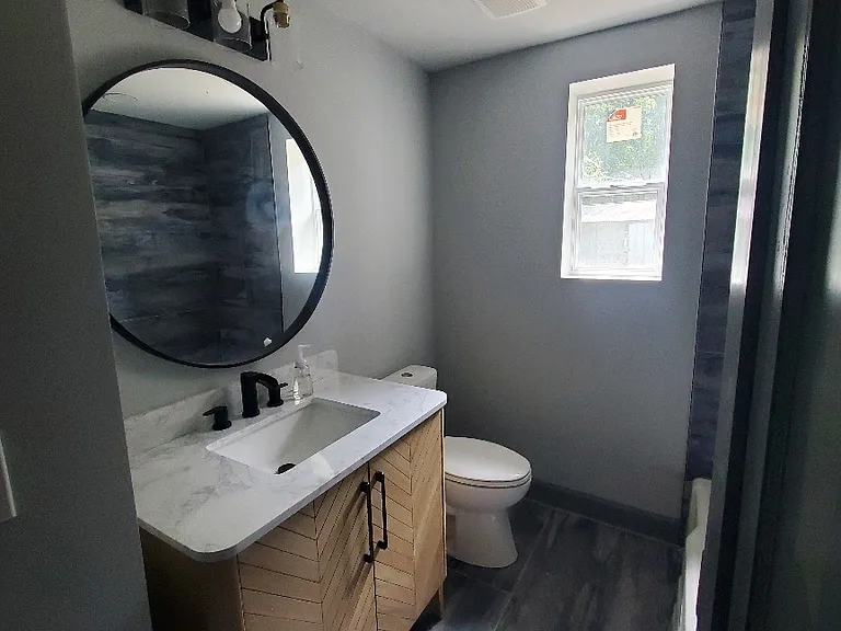 1285 Dallas Hwy — Photo 9