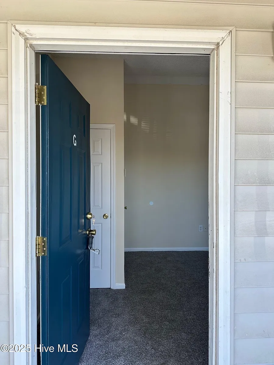 Building Photo - 4460G Magellan Ct