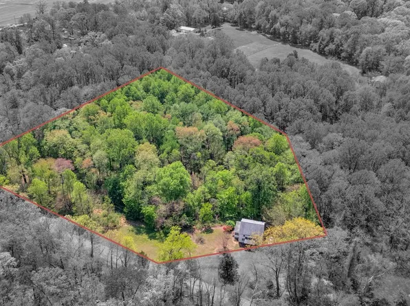 20730 Big Woods Rd, Dickerson, MD 20842