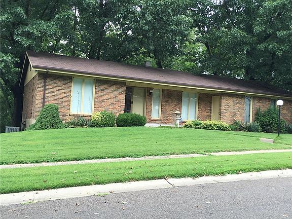 4th image of 6828 Champaigne Ln