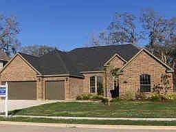 1st image of 220 Arrowhead Dr