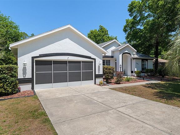 2nd image of 19395 SW 100th Loop