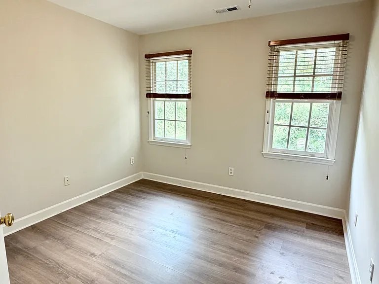 1912 Jupiter Hills Ct — Photo 41