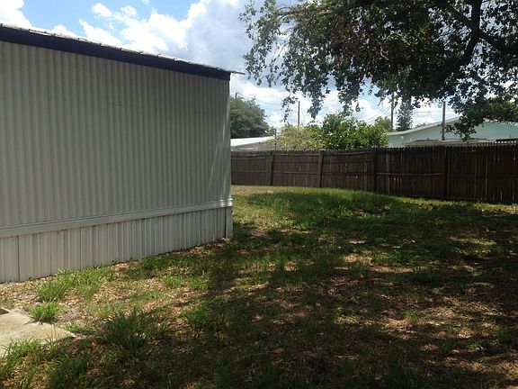 4th image of 5886 Fox Haven Dr