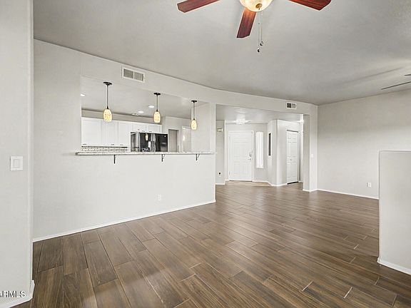 5th image of 1335 E JUNE Street #114